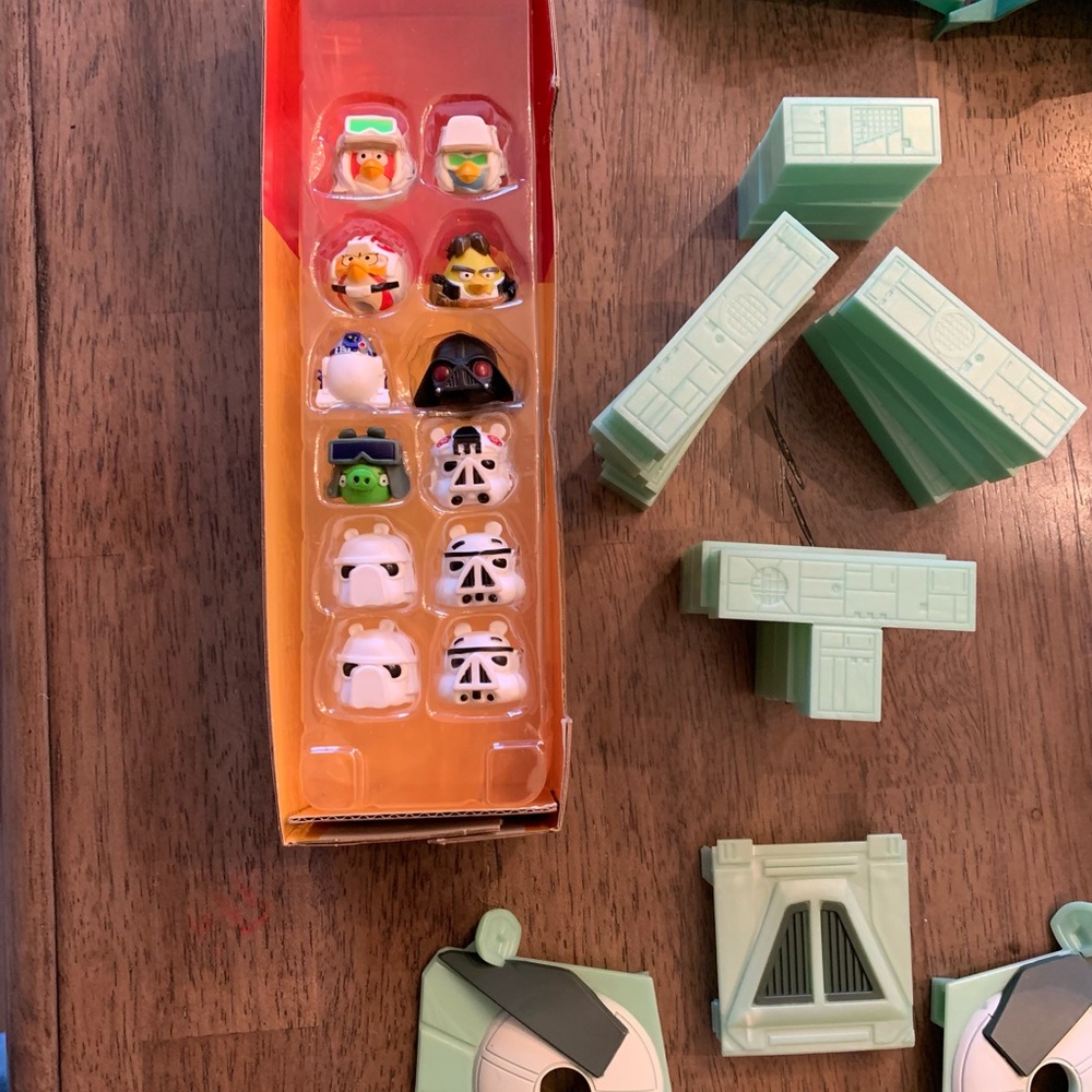 Hasbro Angry Birds At At Attack Battle Game - Picture 7 of 8